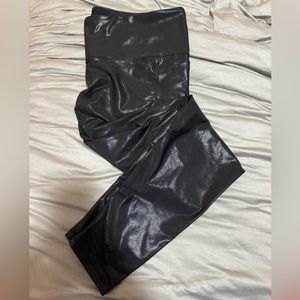 Old Navy Active Powersoft High Rise Go Dry shiny black leggings, XXL TALL